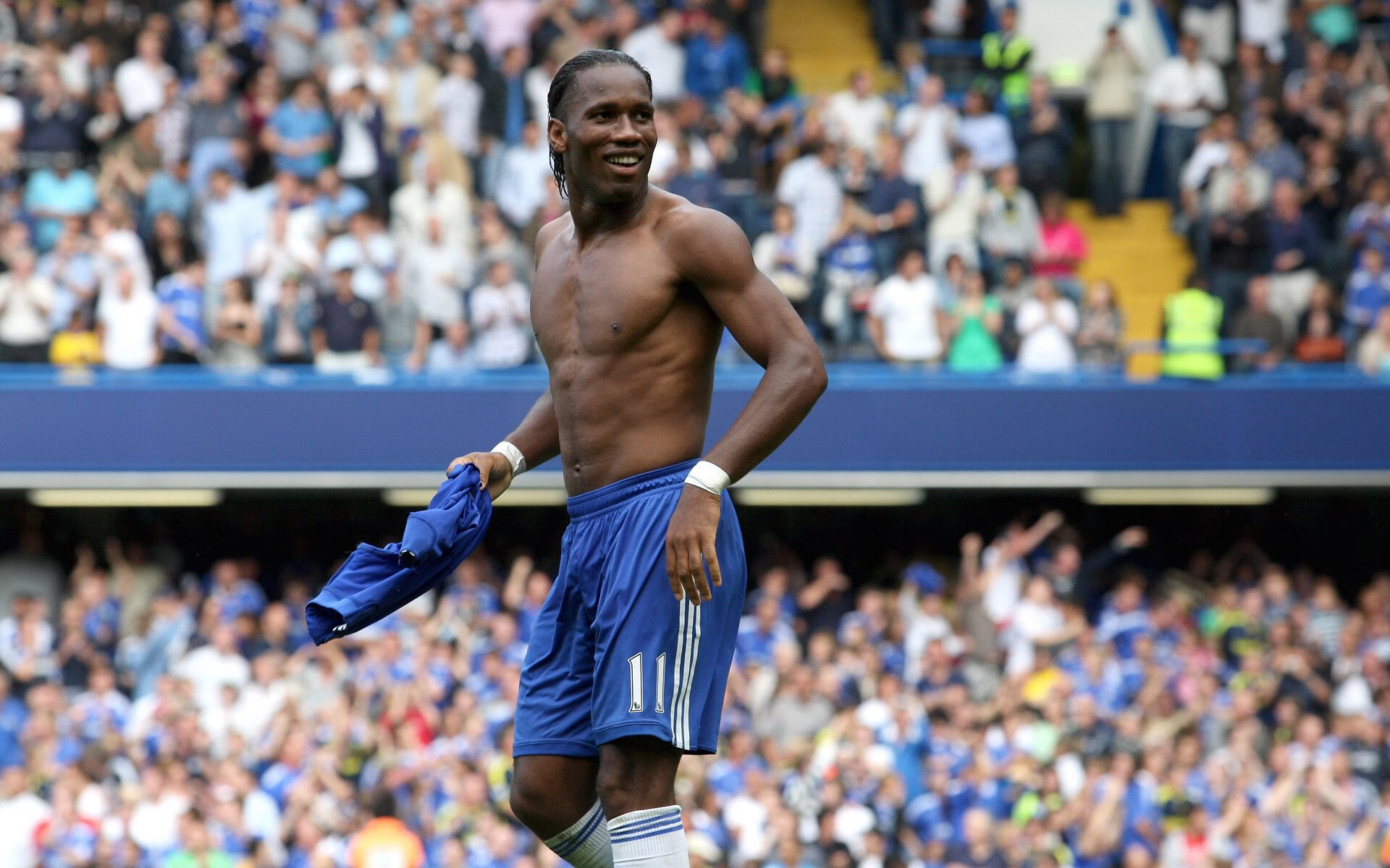 奥运村设施完善提升运动员生活质量,奥运村工作人员